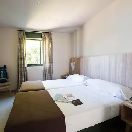 Hotel Ciudad De Vacaciones Monte Do Gozo 3*