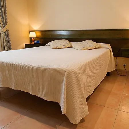 Ciudad De Vacaciones Monte Do Gozo 3* Castrofeito