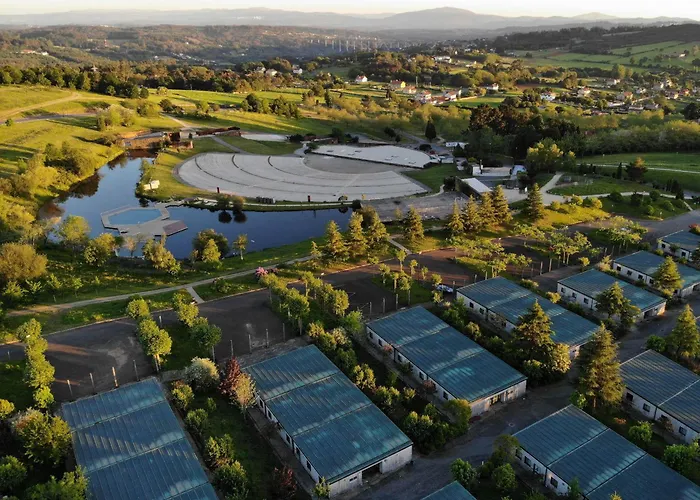 Отель Ciudad De Vacaciones Monte Do Gozo 3*