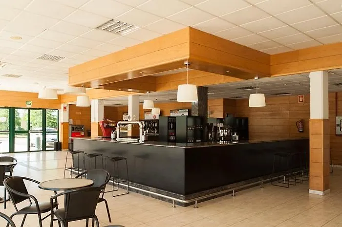 Ciudad De Vacaciones Monte Do Gozo Отель Кастрофейто