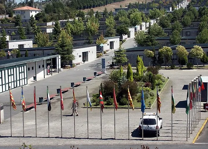 Отель Ciudad De Vacaciones Monte Do Gozo 3*